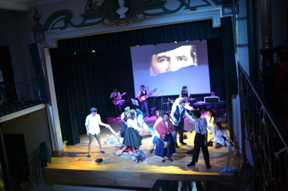 Reapertura Teatro Don Bosco
